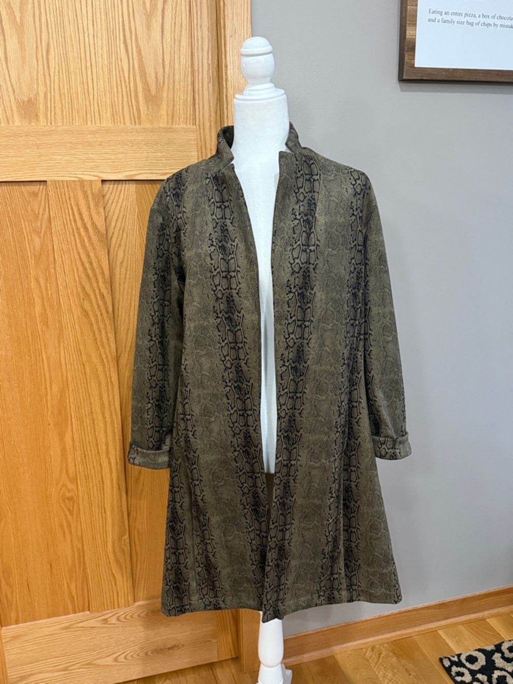 HAVE Olive Green & Black Snake-Print Open Jacket